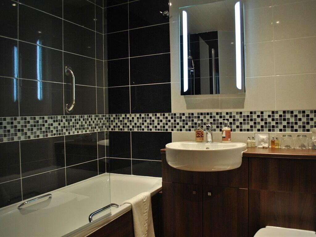 Stone Villa Chester Esterno foto Bathroom